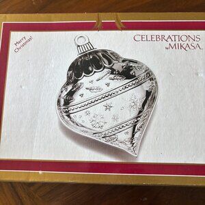 CELEBRATIONS BY MIKASA KISMET ORNAMENT CANDY DISH SILVER BELL
